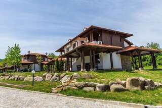 Комплексы для отдыха с коттеджами/бунгало KTB Manastira Holiday Village Орешак Вилла с 3 спальнями-5